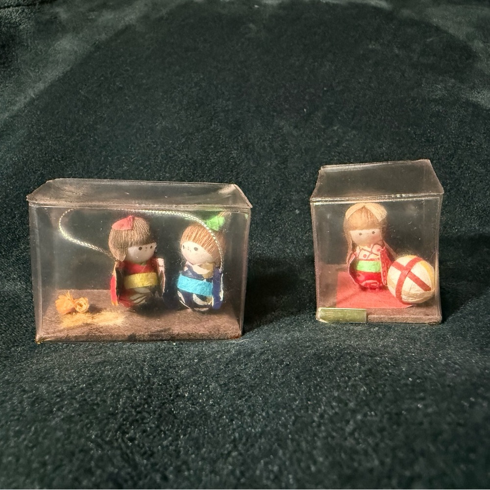 LAST CHANCE Set of 2 Japanese kokeshi doll items - jumping rope and playing ball